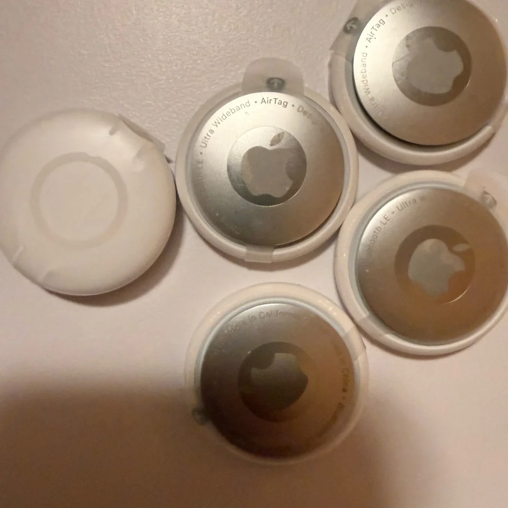 Apple AirTags set of 5- new unused